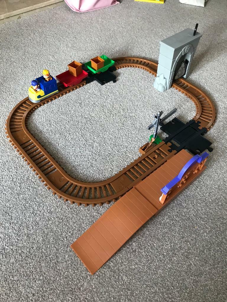 paw patrol train table